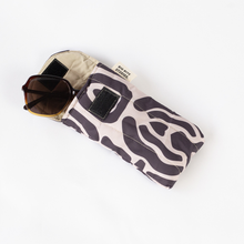 Load image into Gallery viewer, HAPPY POUCH CLUB — PUFFY GLASSES POUCH