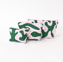 Cargar imagen en el visor de la galería, HAPPY POUCH CLUB — MEDIUM ZIPPY PUFFY POUCH
