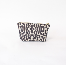 Cargar imagen en el visor de la galería, HAPPY POUCH CLUB — LARGE ZIPPY PUFFY POUCH