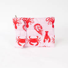 Cargar imagen en el visor de la galería, HAPPY POUCH CLUB — PUFFY LAPTOP POUCH