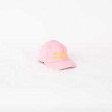 画像をギャラリービューアに読み込む, NO HAT, NO PLAY — CAP