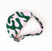 画像をギャラリービューアに読み込む, HAPPY POUCH CLUB — PUFFY SLINGY BAG
