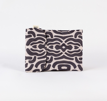 이미지를 갤러리 뷰어에 로드 , HAPPY POUCH CLUB — PUFFY IPAD POUCH