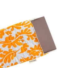 画像をギャラリービューアに読み込む, Product photo of fabric latop pouch, flat open to show laptop fitting. Light grey with bright orange print