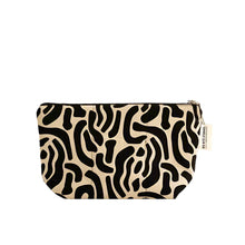 Cargar imagen en el visor de la galería, product photo of fabric zip up purse. beige with a black abstract pattern