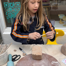 Load image into Gallery viewer, Hand building Pottery Class - Kids