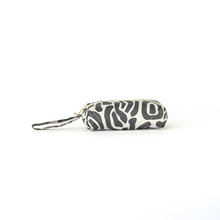 Load image into Gallery viewer, HAPPY POUCH CLUB - SMALL PUFFY TOILETRY POUCH