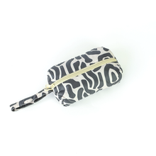 Load image into Gallery viewer, HAPPY POUCH CLUB - SMALL PUFFY TOILETRY POUCH