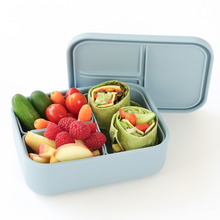 将图片加载到图库查看器,SILICONE LUNCH BOX WITH 3 REMOVABLE SECTIONS