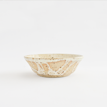 将图片加载到图库查看器,Hand building Pottery Class