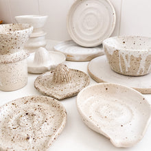 将图片加载到图库查看器,ROUNDABOUT SOAP DISH