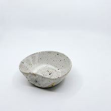 将图片加载到图库查看器,PINCHED HAND BOWL