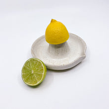 Load image into Gallery viewer, WHITE LEMON SQUEEZER
