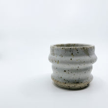 画像をギャラリービューアに読み込む, DRIPPY WHITE CURVY MUG