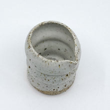 이미지를 갤러리 뷰어에 로드 , DRIPPY CURVY JUG