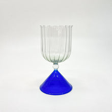 将图片加载到图库查看器，Celeste Tulip Glass
