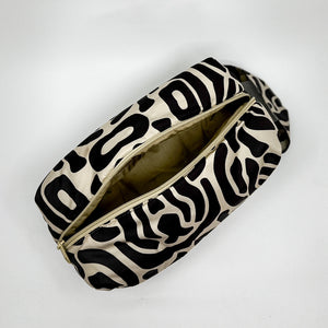 PUFFY TOILETRY BAGS