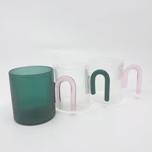 将图片加载到图库查看器，Archway Glass Mug
