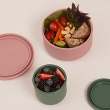画像をギャラリービューアに読み込む, ROUND SILICONE SNACK LUNCH BOX - SMALL
