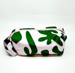 PUFFY TOILETRY BAGS