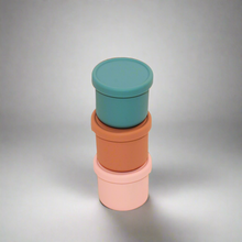 Cargar imagen en el visor de la galería, UNBREAKABLE LEAK PROOF SILICONE SNACK CONTAINER
