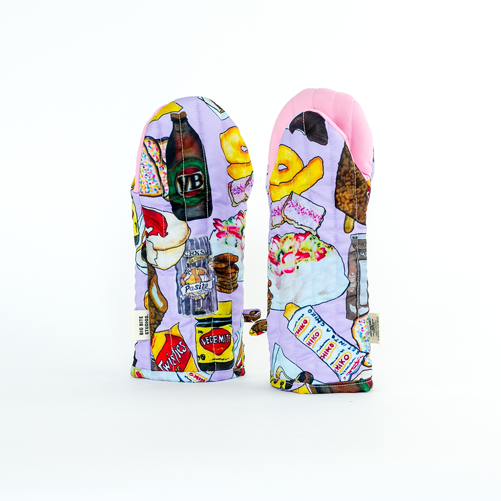 HAPPY POUCH CLUB - 
OVEN GLOVE