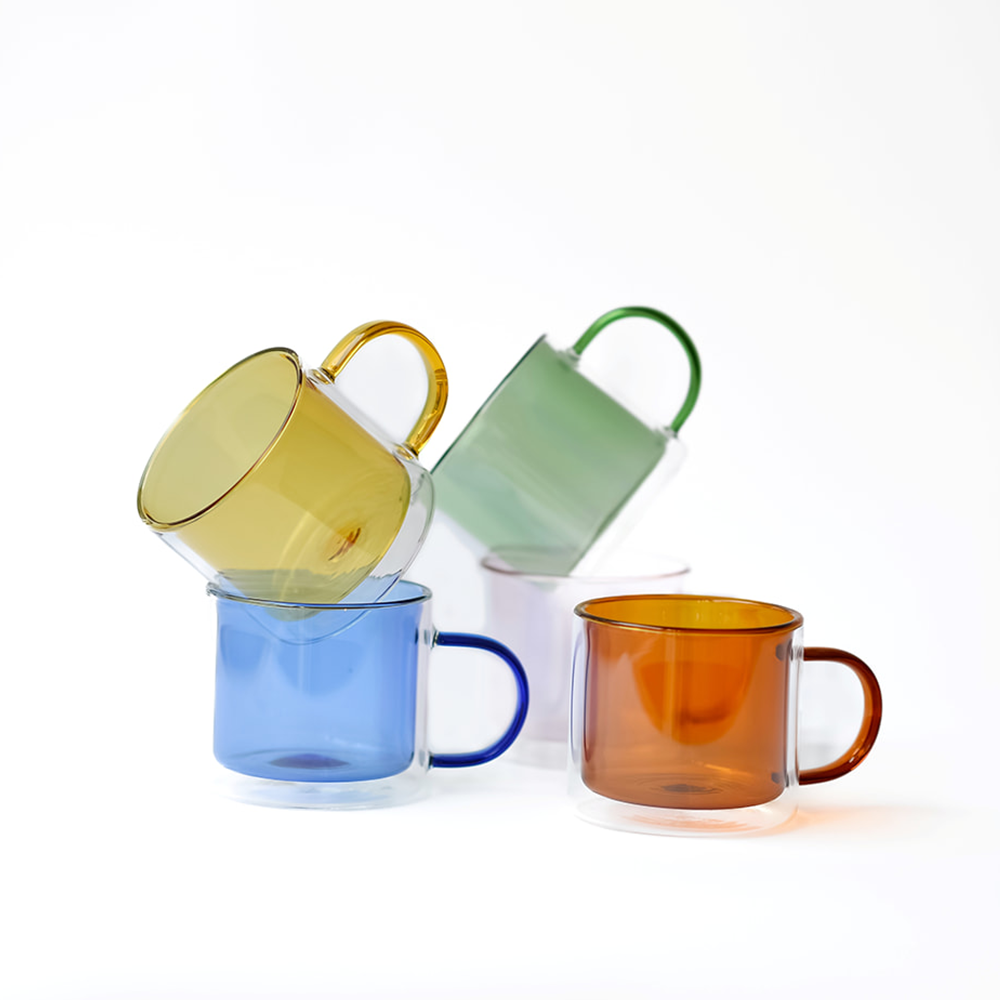 WIGGLE GLASS MUG