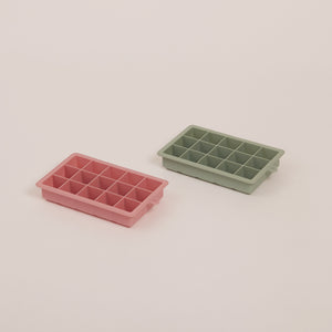 SILICONE ICE CUBE TRAYS - 6 LARGE BLOCKS