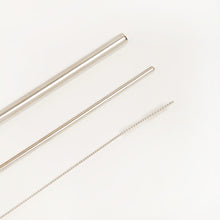 Load image into Gallery viewer, PLASTIC FREE STAINLESS STEEL STRAW SET WITH BUBBLE TEA/SMOOTHIE STRAW - 3 PIECE
