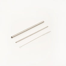 Load image into Gallery viewer, PLASTIC FREE STAINLESS STEEL STRAW SET WITH BUBBLE TEA/SMOOTHIE STRAW - 3 PIECE
