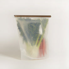 Load image into Gallery viewer, SUSTAINABLE SILICONE EXTRA LARGE REUSABLE ZIPLOCK BAG (4L)

